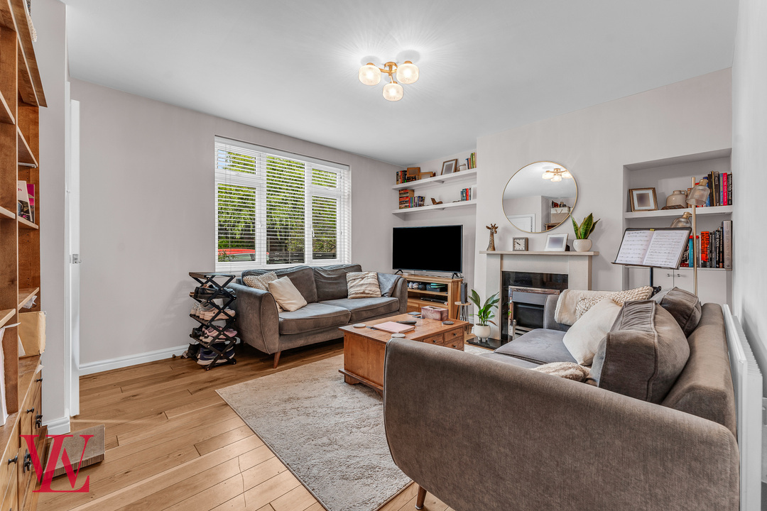 3 bed semi-detached house for sale in Urban Road, Bishop's Stortford, Hertfordshire  - Property Image 11