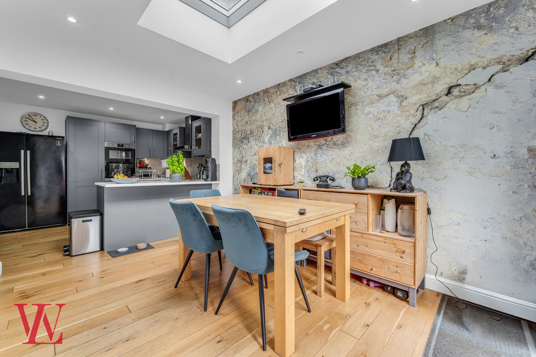 3 bed semi-detached house for sale in Urban Road, Bishop's Stortford, Hertfordshire 2