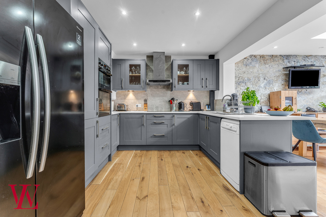 3 bed semi-detached house for sale in Urban Road, Bishop's Stortford, Hertfordshire 3