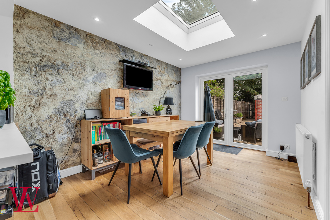 3 bed semi-detached house for sale in Urban Road, Bishop's Stortford, Hertfordshire  - Property Image 9