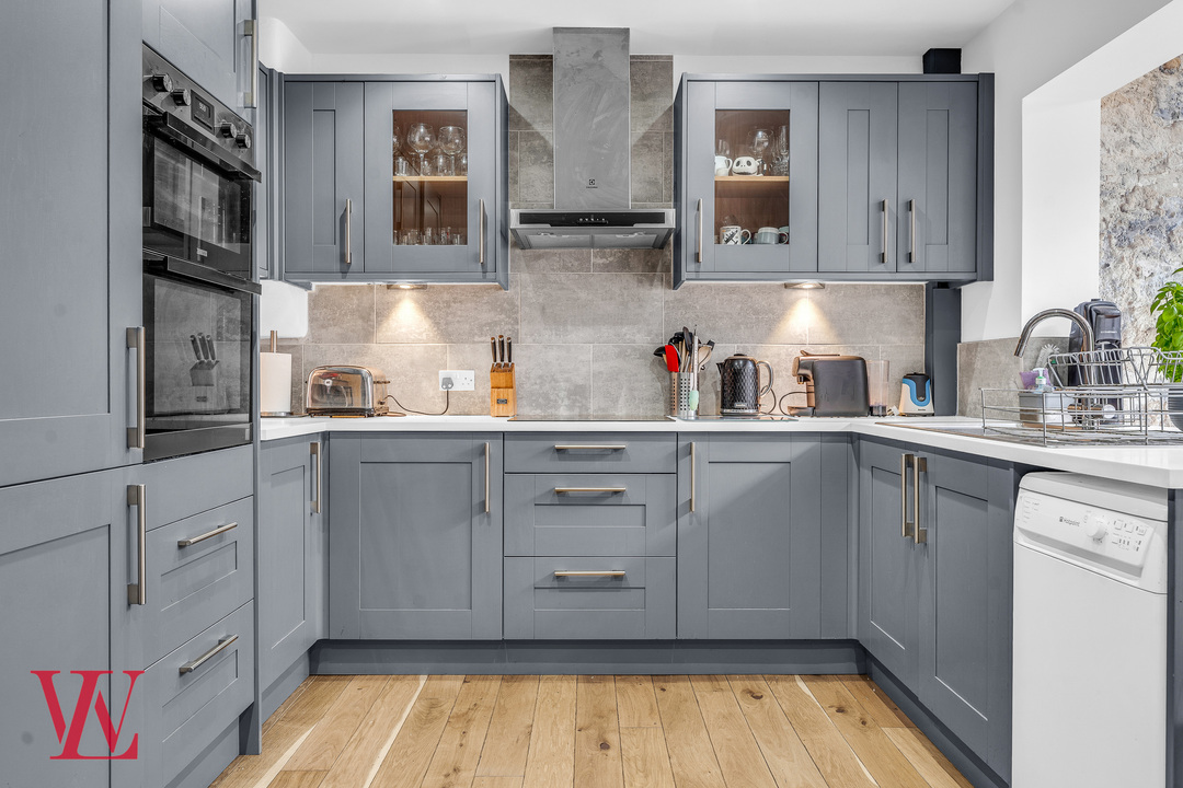 3 bed semi-detached house for sale in Urban Road, Bishop's Stortford, Hertfordshire 7