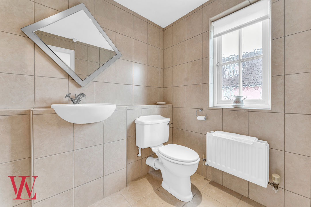 2 bed semi-detached house for sale in The Shearers, Bishop's Stortford, Hertfordshire  - Property Image 21