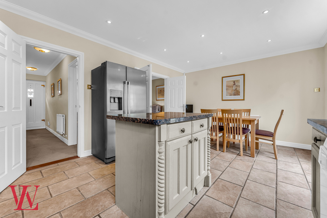 2 bed semi-detached house for sale in The Shearers, Bishop's Stortford, Hertfordshire 7