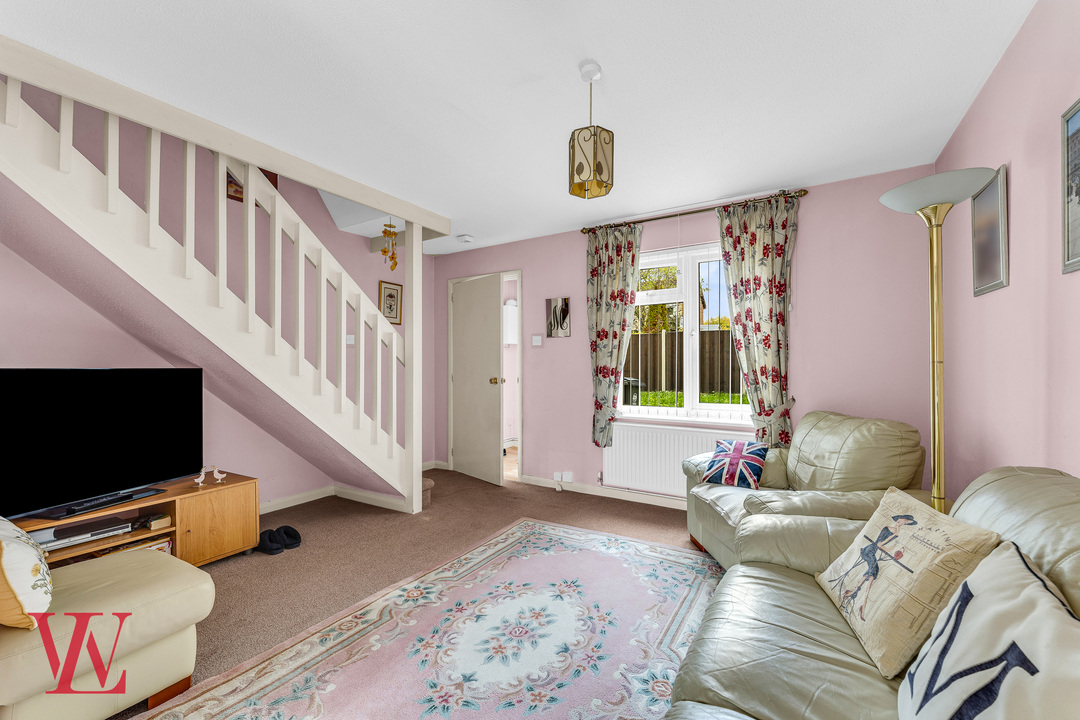 2 bed terraced house for sale in Wentworth Drive, Bishop's Stortford, Hertfordshire 3