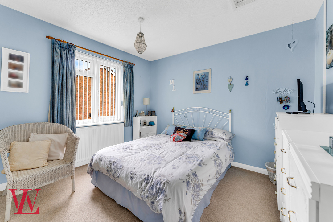 2 bed terraced house for sale in Wentworth Drive, Bishop's Stortford, Hertfordshire  - Property Image 9