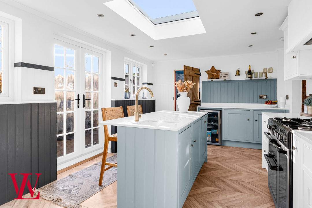 3 bed detached house for sale in Bradley Common, Birchanger, Bishop's Stortford, Hertfordshire 6