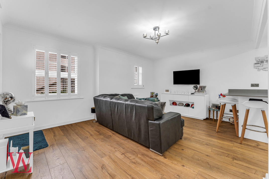 1 bed apartment for sale in Chelmsford House, Chelmsford Road, Dunmow, Essex 6