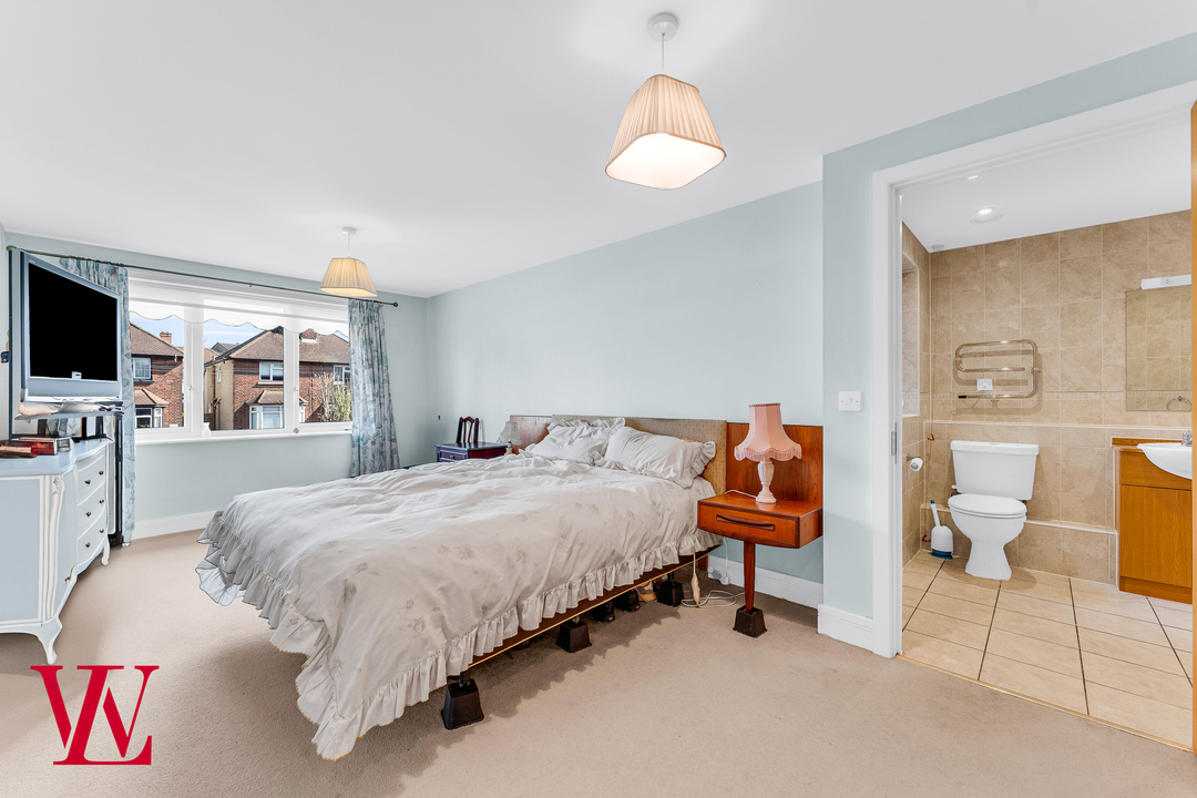 2 bed apartment for sale in Waggoners Court, Legions Way, Bishop's Stortford, Hertfordshire 6