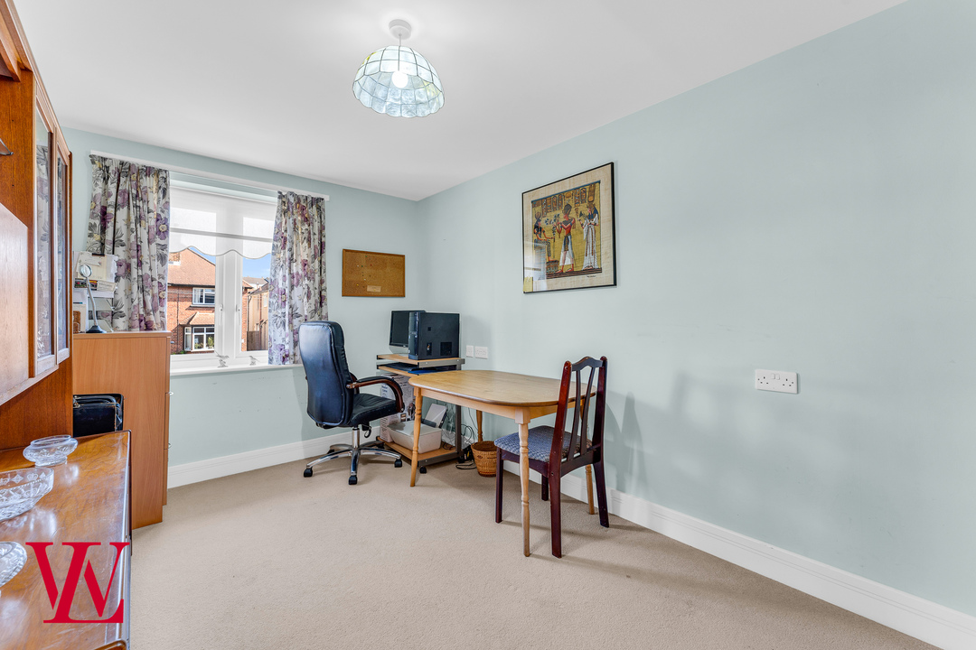 2 bed apartment for sale in Waggoners Court, Legions Way, Bishop's Stortford, Hertfordshire 8