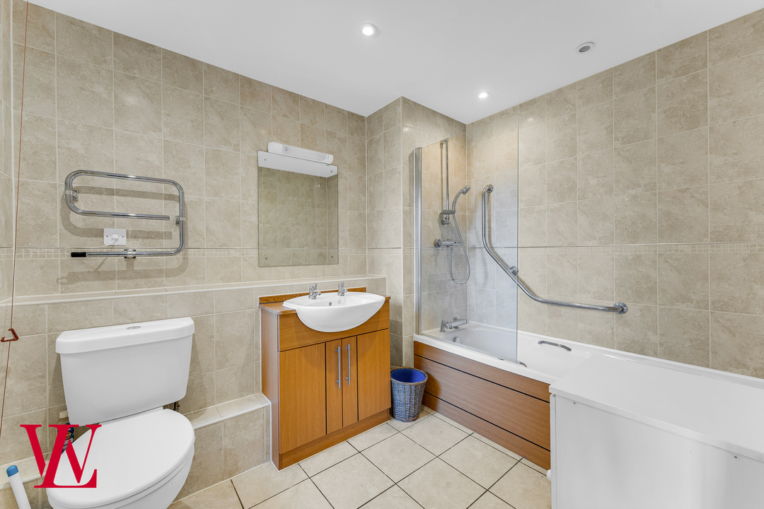 2 bed apartment for sale in Waggoners Court, Legions Way, Bishop's Stortford, Hertfordshire  - Property Image 8