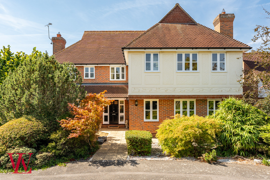 5 bed detached house for sale in Chestnut Drive, Hatfield Heath, Bishop's Stortford, Essex