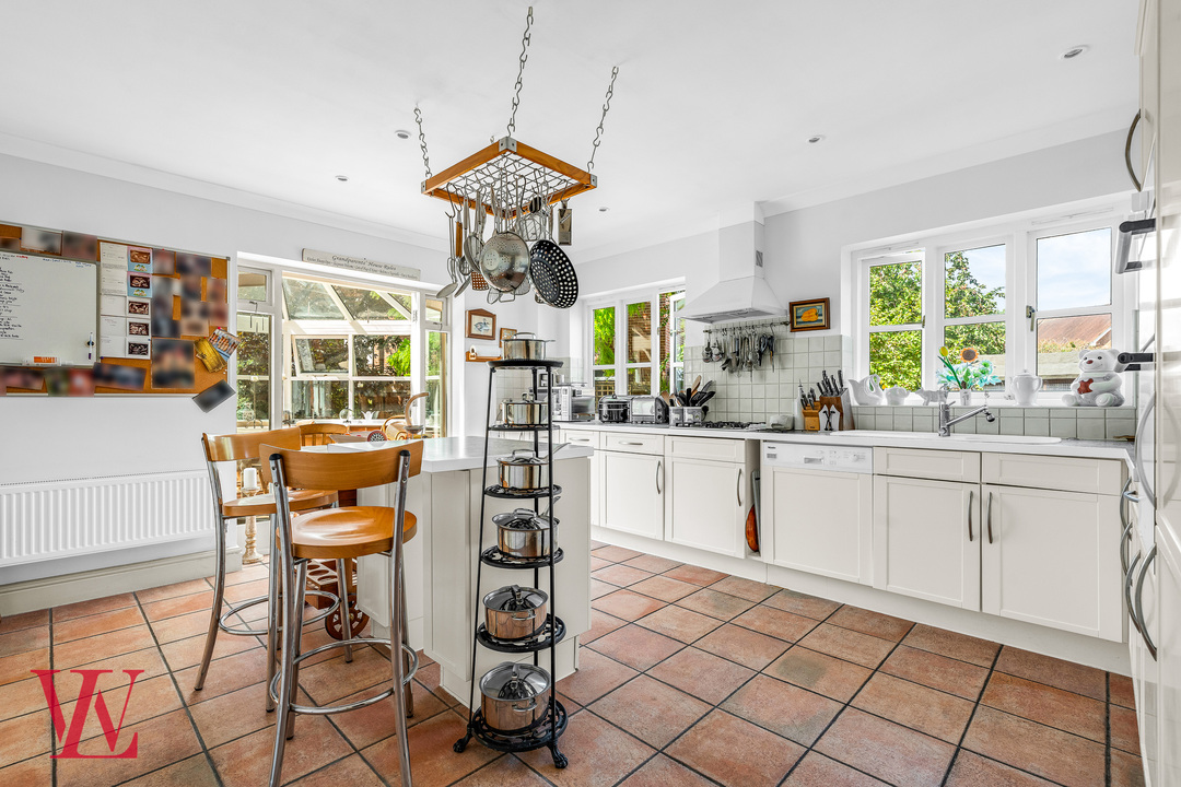 5 bed detached house for sale in Chestnut Drive, Hatfield Heath, Bishop's Stortford, Essex 12