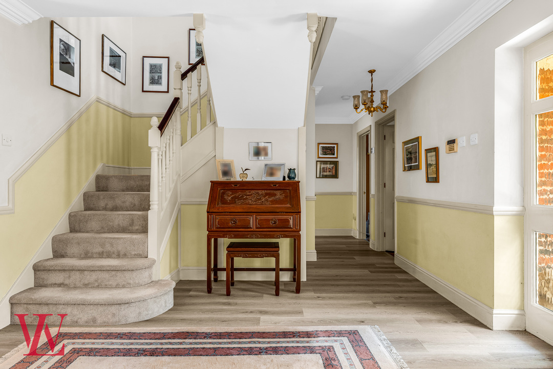 5 bed detached house for sale in Chestnut Drive, Hatfield Heath, Bishop's Stortford, Essex 6