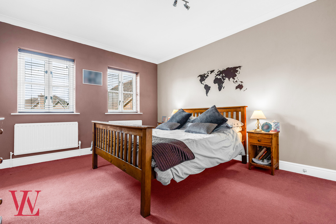 5 bed detached house for sale in Chestnut Drive, Hatfield Heath, Bishop's Stortford, Essex  - Property Image 29