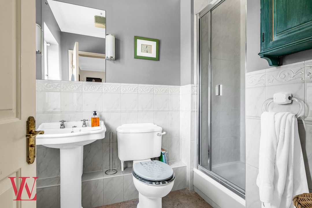 5 bed detached house for sale in Chestnut Drive, Hatfield Heath, Bishop's Stortford, Essex  - Property Image 28