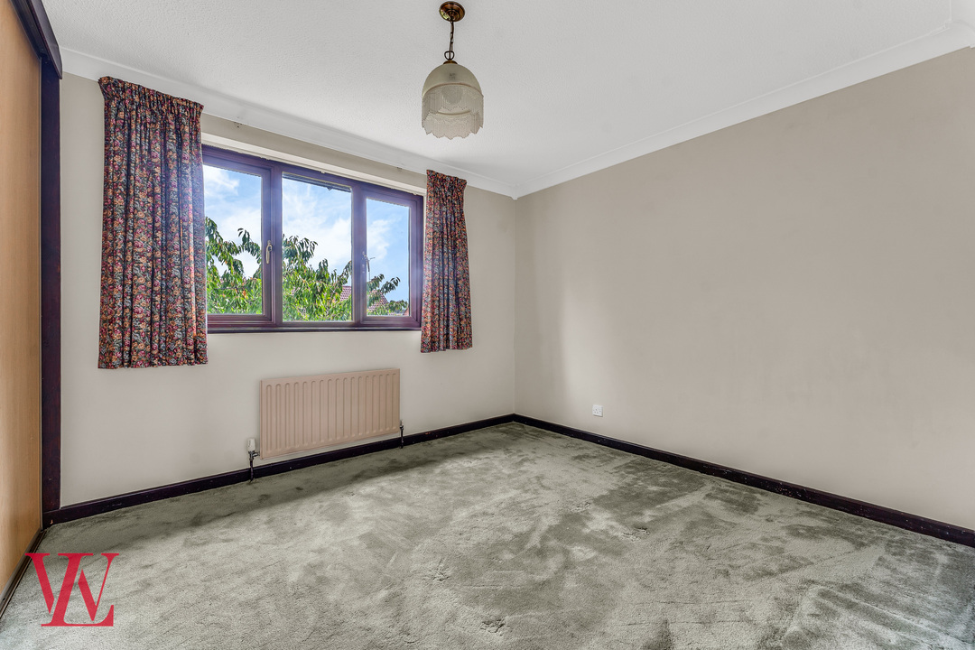 3 bed detached house for sale in Edens Close, Bishop's Stortford, Hertfordshire  - Property Image 11