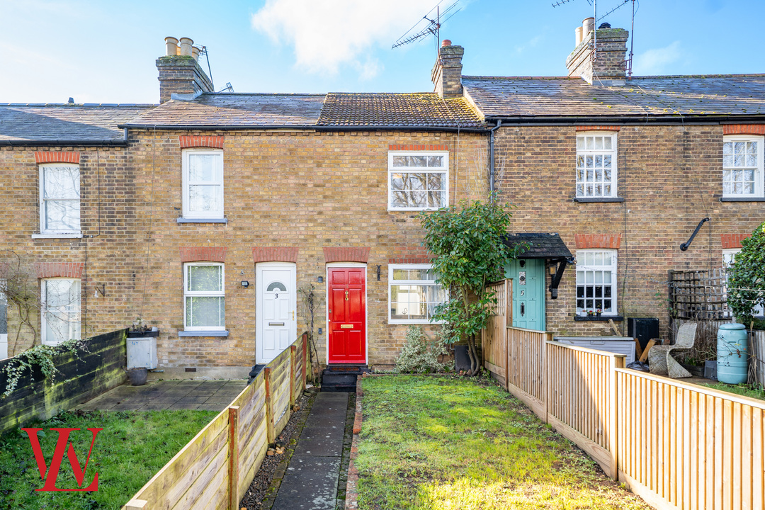 1 bed terraced house for sale in Grove Place, Bishop's Stortford, Hertfordshire