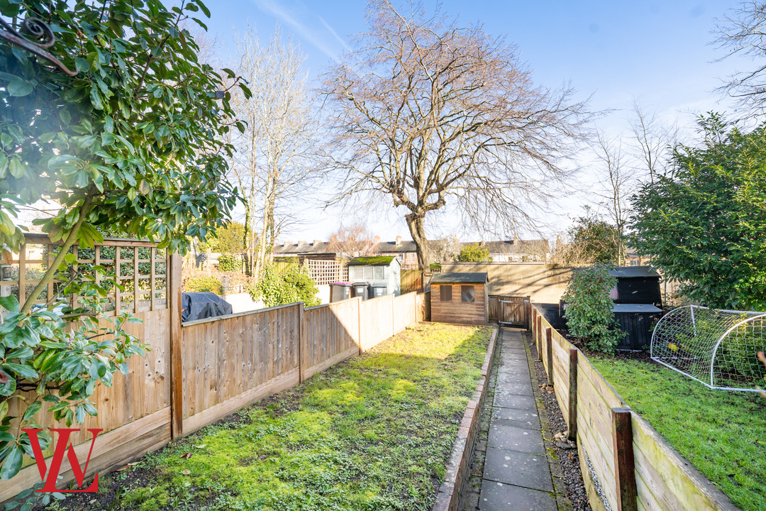 1 bed terraced house for sale in Grove Place, Bishop's Stortford, Hertfordshire  - Property Image 12