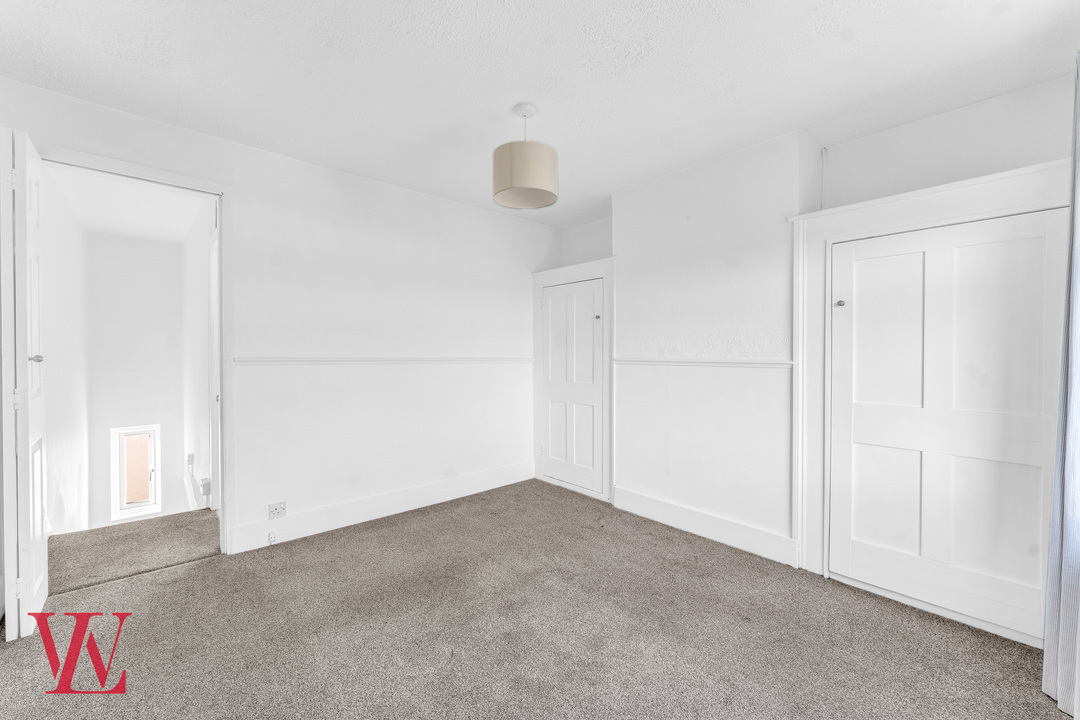 1 bed terraced house for sale in Grove Place, Bishop's Stortford, Hertfordshire  - Property Image 7