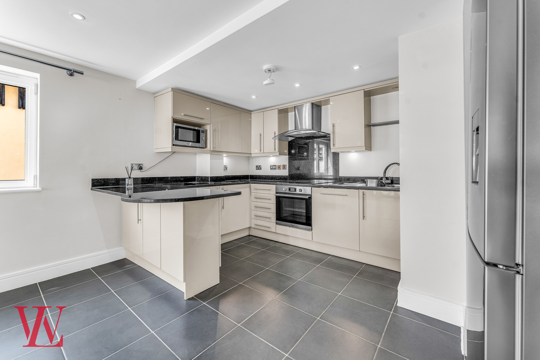 2 bed apartment to rent in Tanners Wharf, Bishop's Stortford, Hertfordshire  - Property Image 4