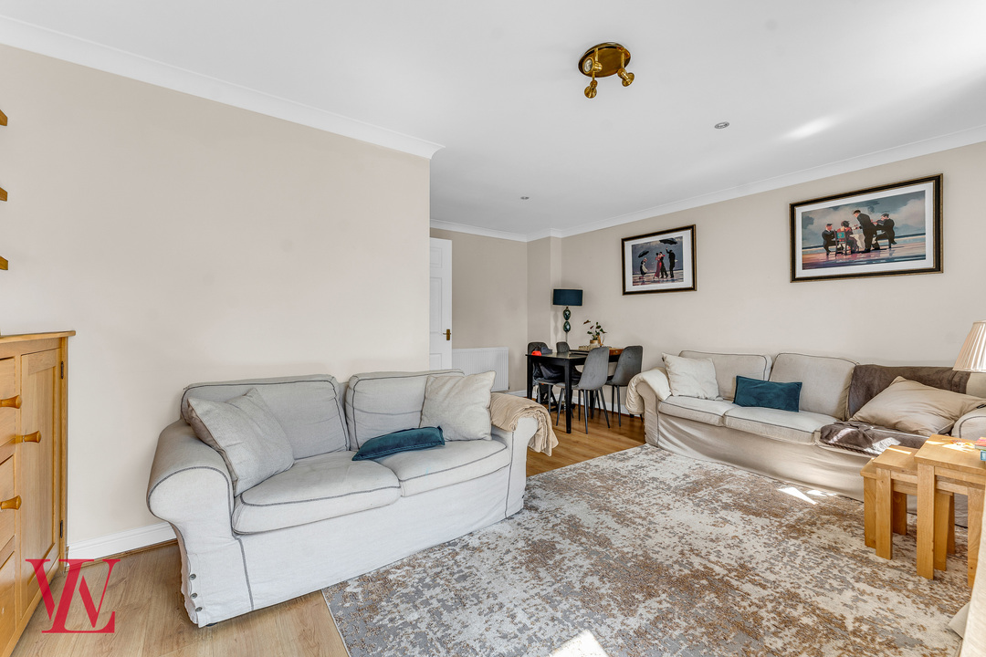 4 bed terraced house for sale in The Coppice, Friedberg Avenue, Bishop's Stortford, Hertfordshire  - Property Image 4