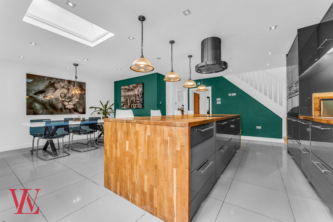 4 bed for sale in Lower Road, Little Hallingbury, Bishop's Stortford, Essex 8