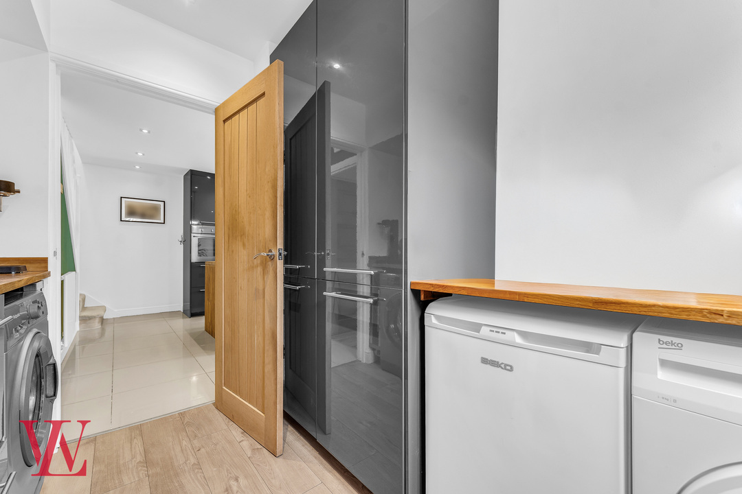 4 bed for sale in Lower Road, Little Hallingbury, Bishop's Stortford, Essex 10