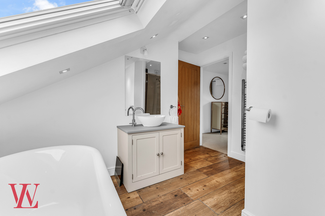 4 bed for sale in Lower Road, Little Hallingbury, Bishop's Stortford, Essex 20