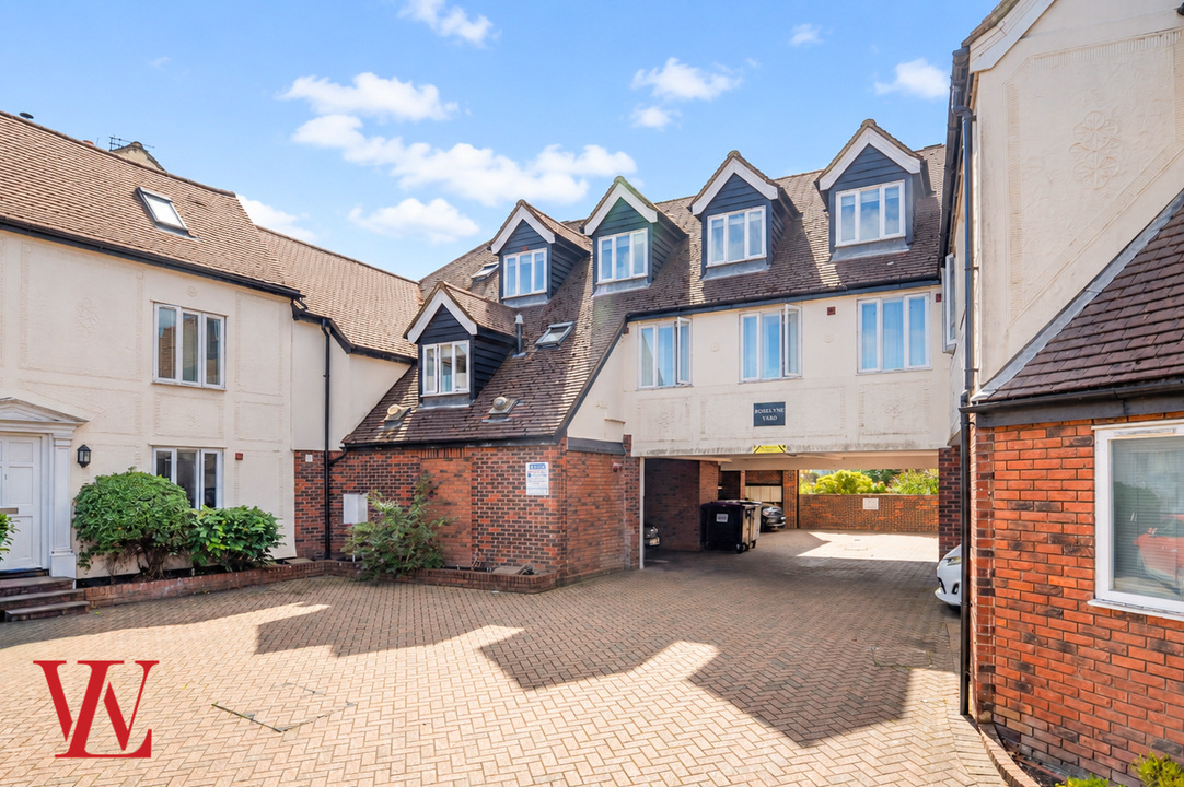 1 bed apartment for sale in Joscelyn Yard, Dunmow Road, Bishop's Stortford, Hertfordshire  - Property Image 1