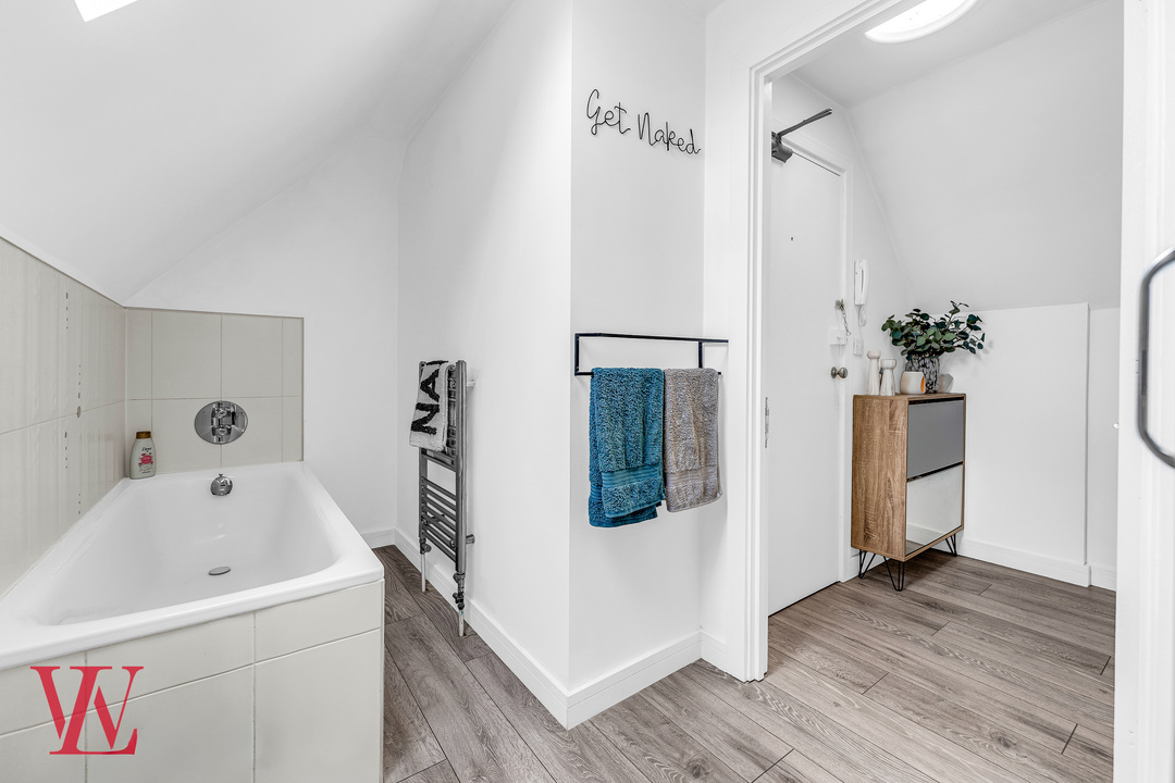 1 bed apartment for sale in Joscelyn Yard, Dunmow Road, Bishop's Stortford, Hertfordshire  - Property Image 14