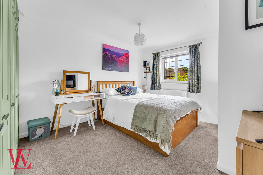 4 bed detached house for sale in Cedar Park, Bishop's Stortford, Hertfordshire 15