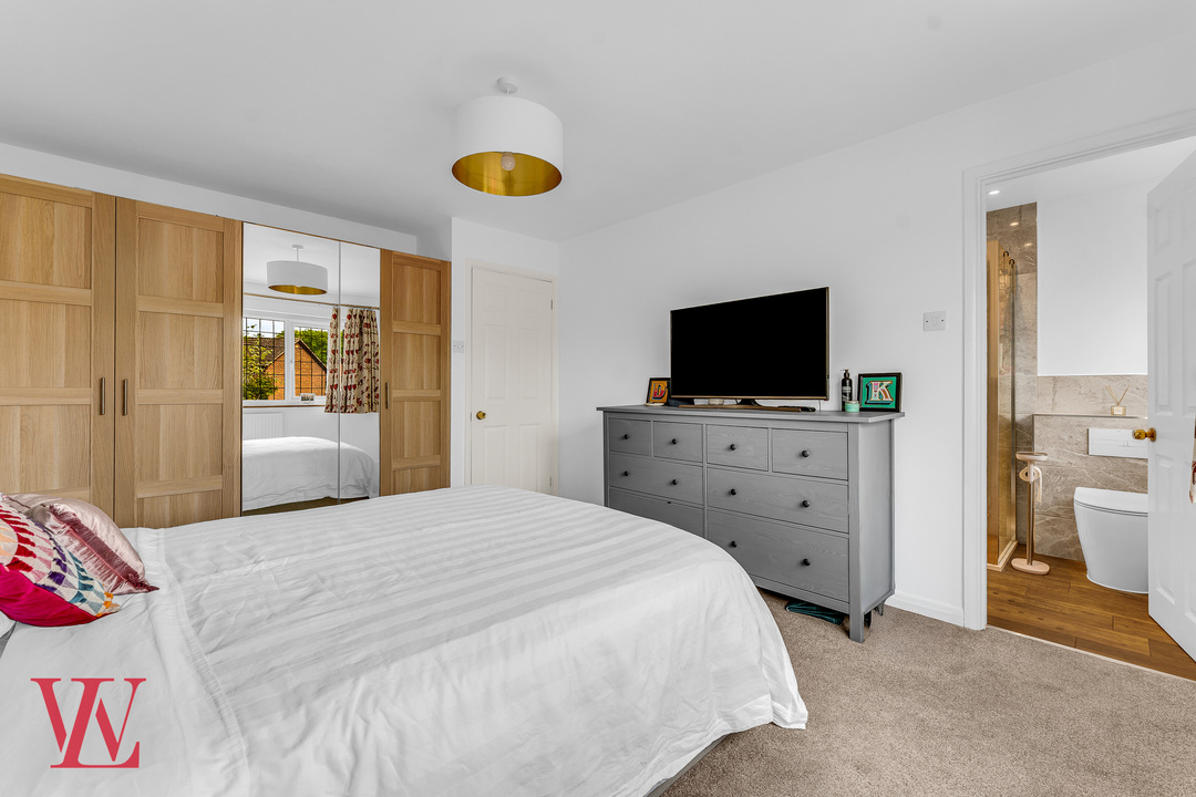 4 bed detached house for sale in Cedar Park, Bishop's Stortford, Hertfordshire  - Property Image 13