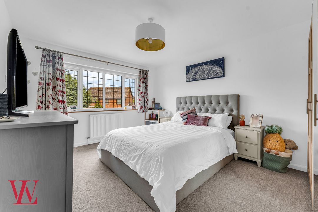 4 bed detached house for sale in Cedar Park, Bishop's Stortford, Hertfordshire  - Property Image 12