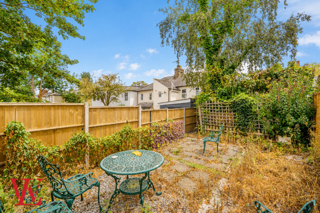 1 bed end of terrace house for sale in London Road, Bishop's Stortford, Hertfordshire  - Property Image 10