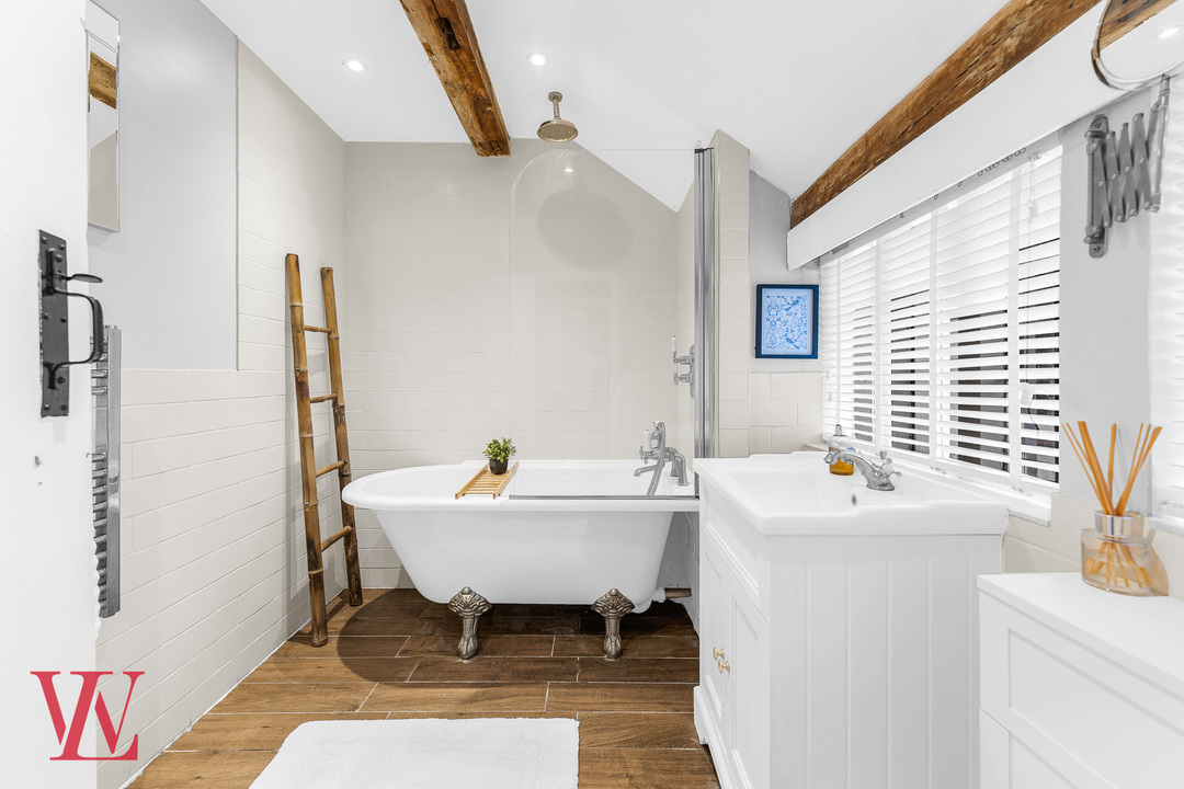 3 bed semi-detached house for sale in Garnetts Cottage, Braintree Road, Felsted, Dunmow, Essex  - Property Image 17