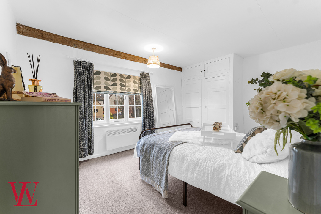 3 bed semi-detached house for sale in Garnetts Cottage, Braintree Road, Felsted, Dunmow, Essex  - Property Image 13