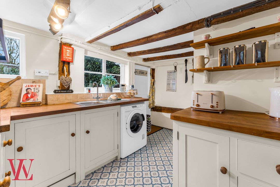 3 bed semi-detached house for sale in Garnetts Cottage, Braintree Road, Felsted, Dunmow, Essex 9