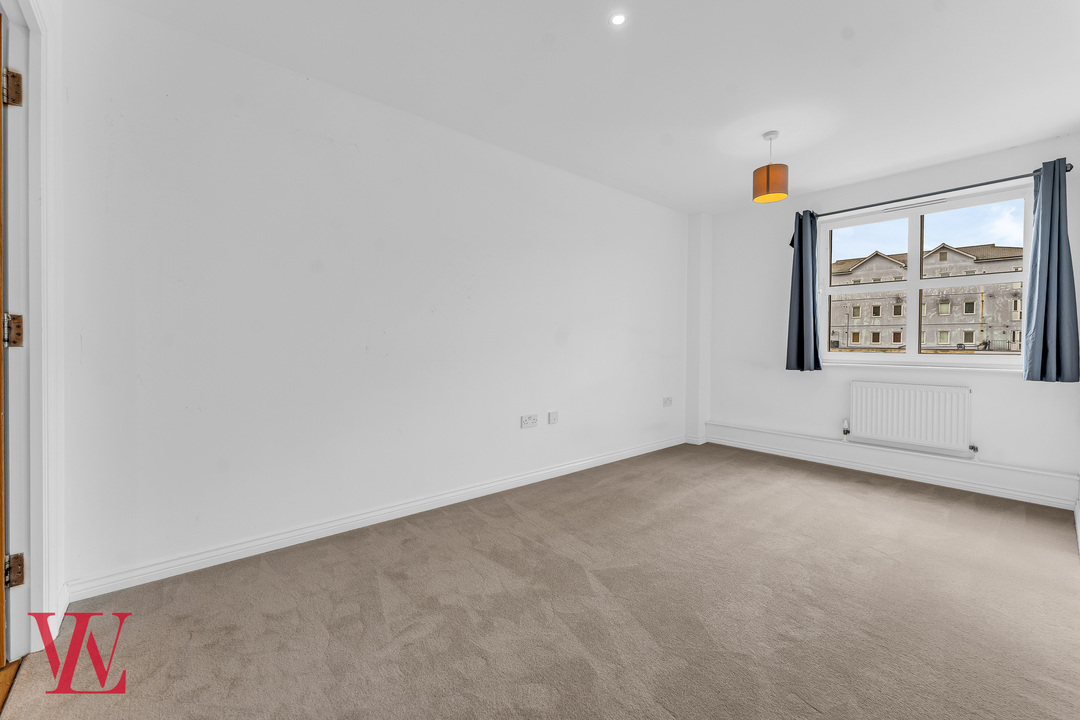 2 bed apartment for sale in Riverside Wharf, Riverside, Bishop's Stortford, Hertfordshire  - Property Image 8