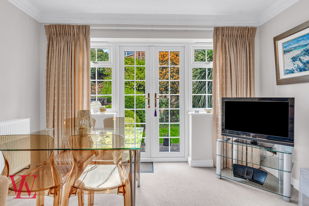 2 bed end of terrace house for sale in The Bourne, Bishop's Stortford, Hertfordshire 2