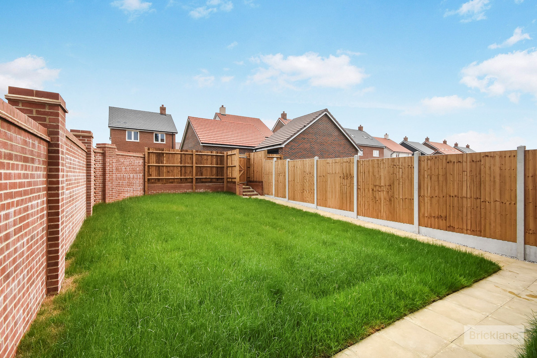 3 bed detached house to rent in Poolbay Meadow, Little Dunmow, Dunmow, Essex  - Property Image 10