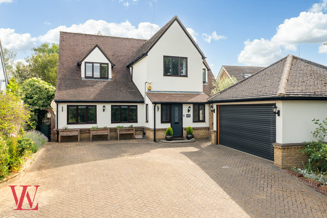 4 bed detached house for sale in Lower Road, Little Hallingbury, Bishop's Stortford, Essex