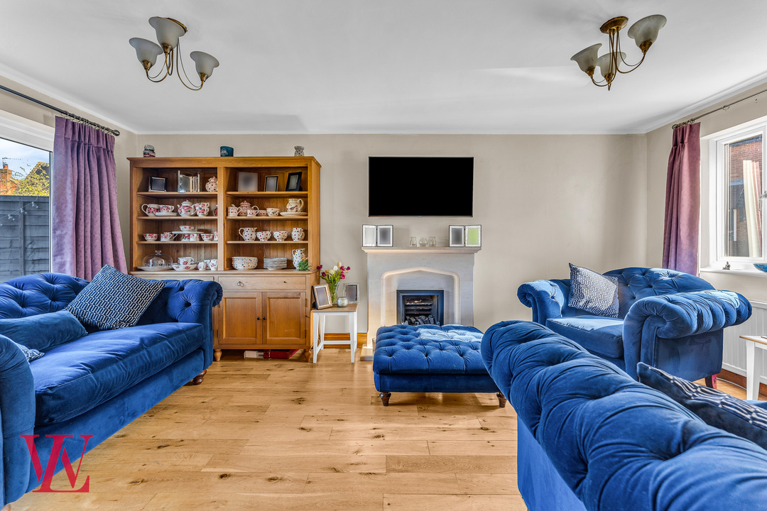 4 bed detached house for sale in The Ridings, Bishop's Stortford, Hertfordshire 2