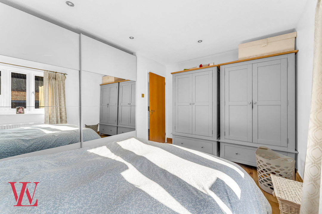 4 bed detached house for sale in The Ridings, Bishop's Stortford, Hertfordshire  - Property Image 12