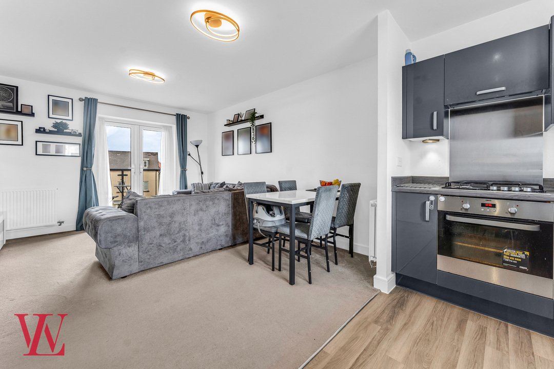 2 bed apartment for sale in Newland Avenue, Bishop's Stortford, Hertfordshire  - Property Image 7