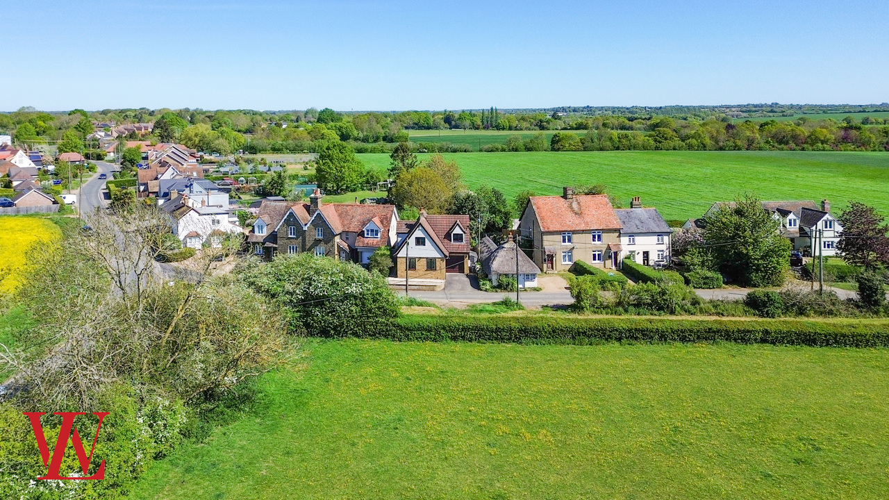 3 bed detached house for sale in Ardley End, Hatfield Heath, Bishop's Stortford, Essex  - Property Image 23