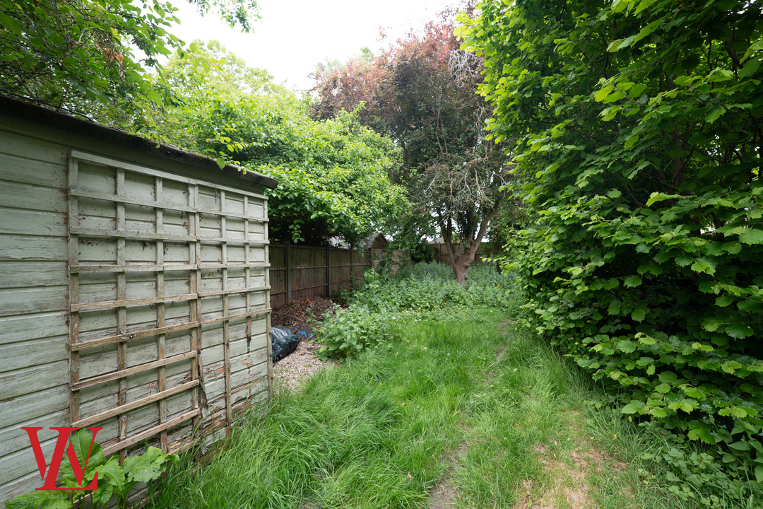 3 bed cottage for sale in The Endway, Great Easton, Dunmow, Essex 16