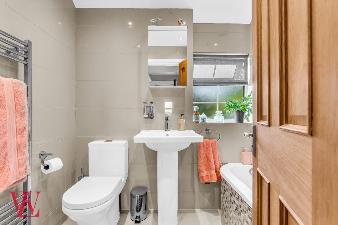 3 bed semi-detached house for sale in Elm Close, Takeley, Bishop's Stortford, Essex  - Property Image 25