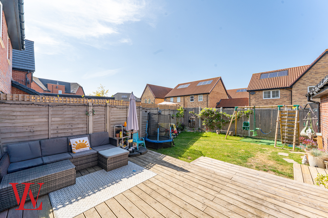 3 bed semi-detached house for sale in Barley Way, Elsenham  - Property Image 13