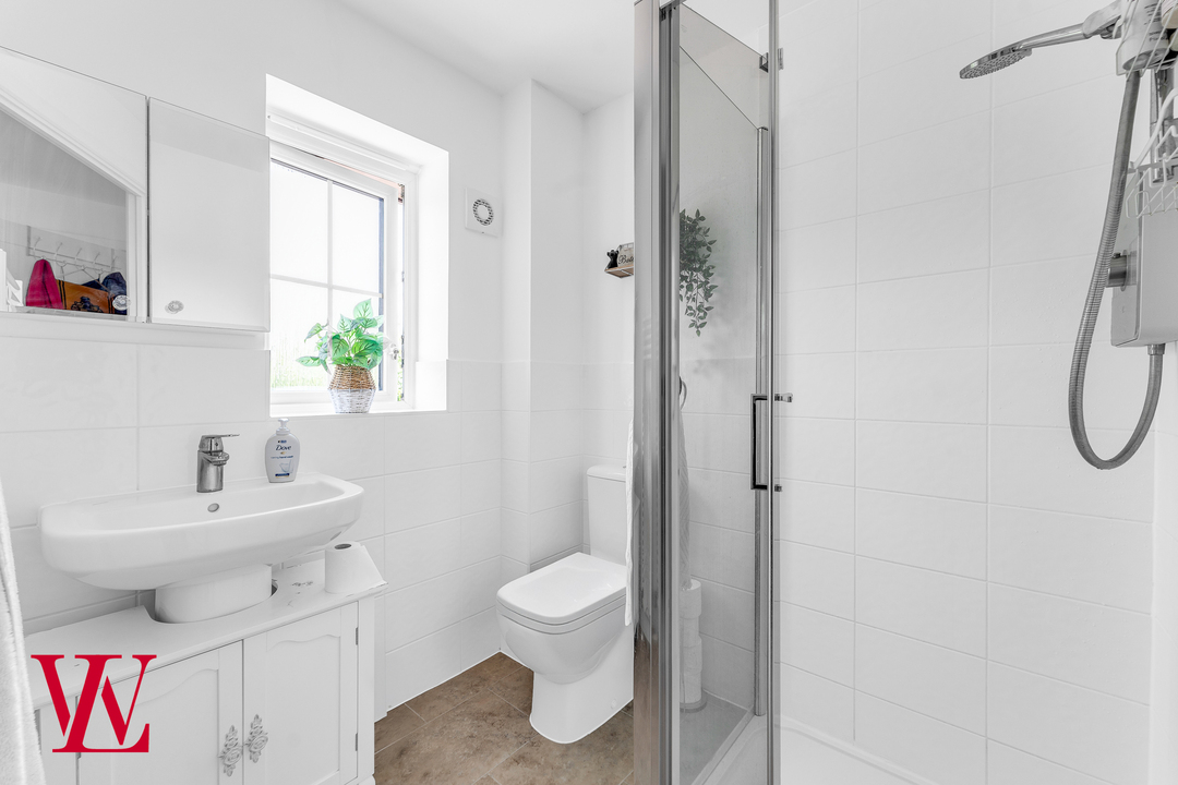 3 bed semi-detached house for sale in Barley Way, Elsenham  - Property Image 8