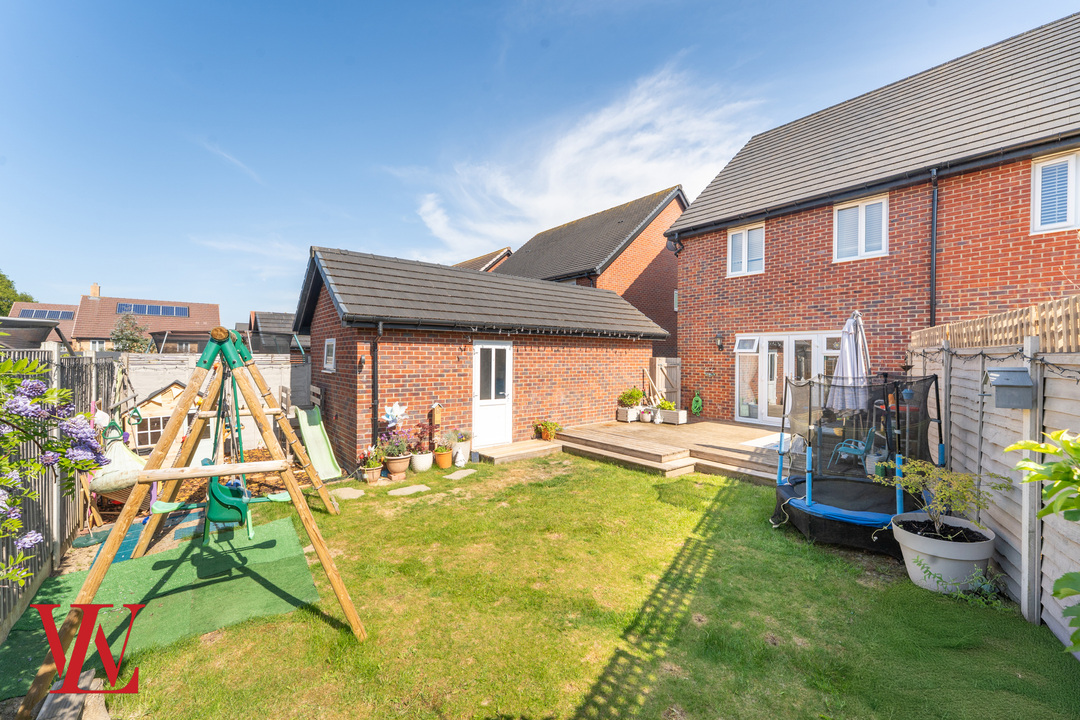 3 bed semi-detached house for sale in Barley Way, Elsenham  - Property Image 14